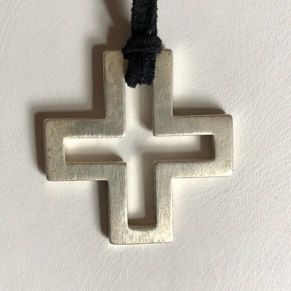 Silver Tone Cross Necklace Leather Cord Statement Cutout Square Express Vintage - Picture 5 of 7
